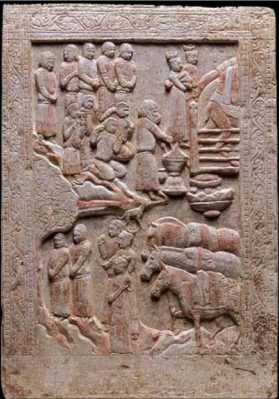 Miho couch central panel